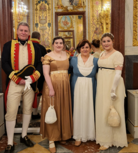 En el baile de la Victoria